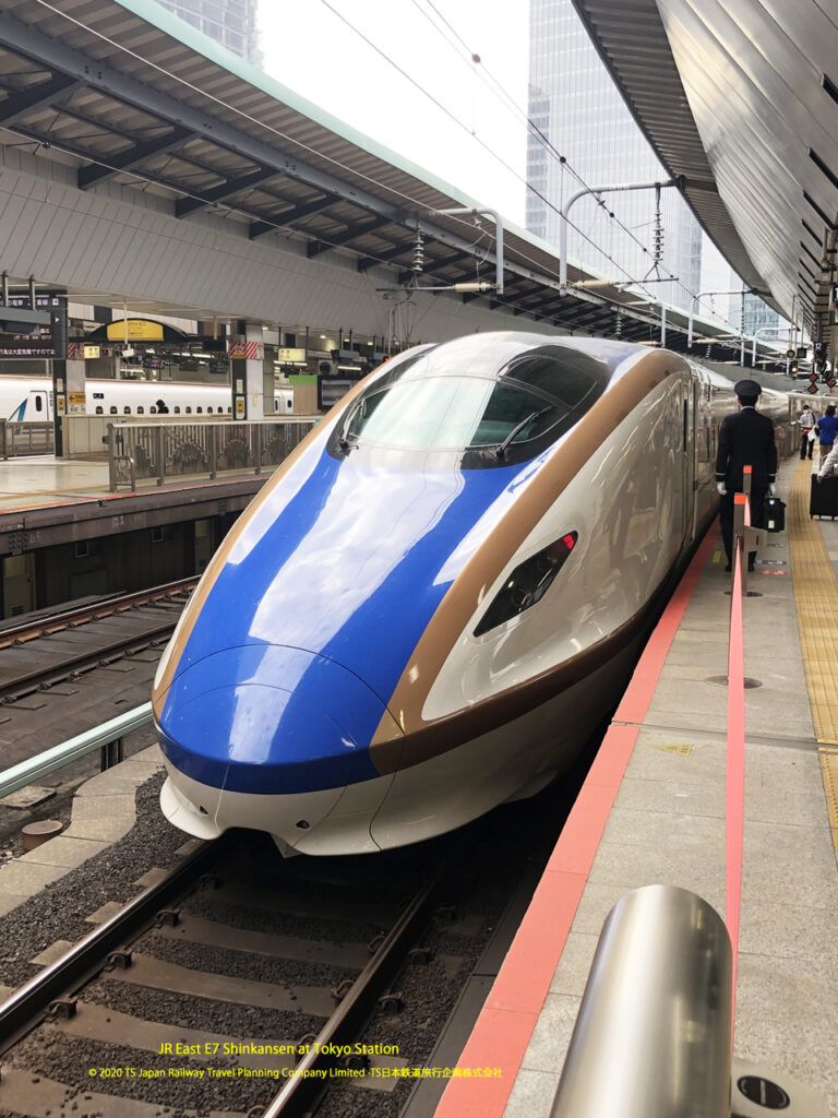 JR East E7 Shinkansen at Tokyo