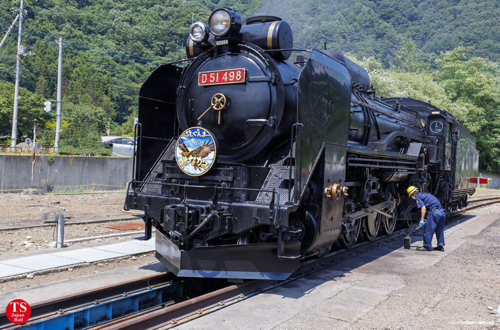 SL Gunma D51-498 Minakami