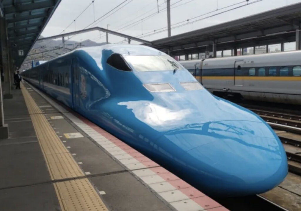 JR West 700系 "Onepiece" Shinkansen