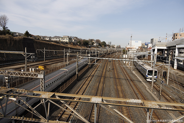 Nippori - JR EAst E7 shinkansen & Joban Line E531