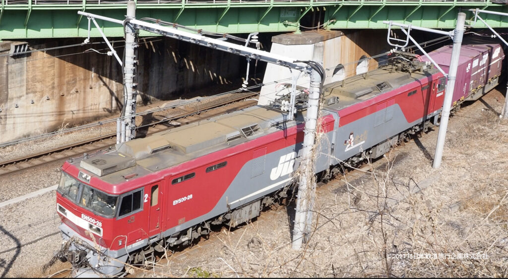 Yamanote Freight Line, the only day time scheduled freight train comes out the tunnel  linking the Yamanote Freight Line to the Tohoku Freight Line at Tabata.