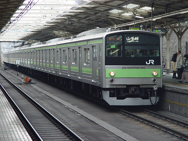 Yamanote Line 205 Series (Wikipedia)