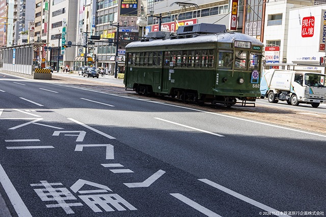 Hiroden (Hiroshima) vintage tram 582
